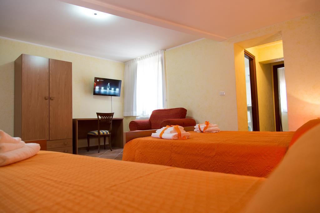 Le Stanze Del Re Hotel Lamezia Terme Phòng bức ảnh