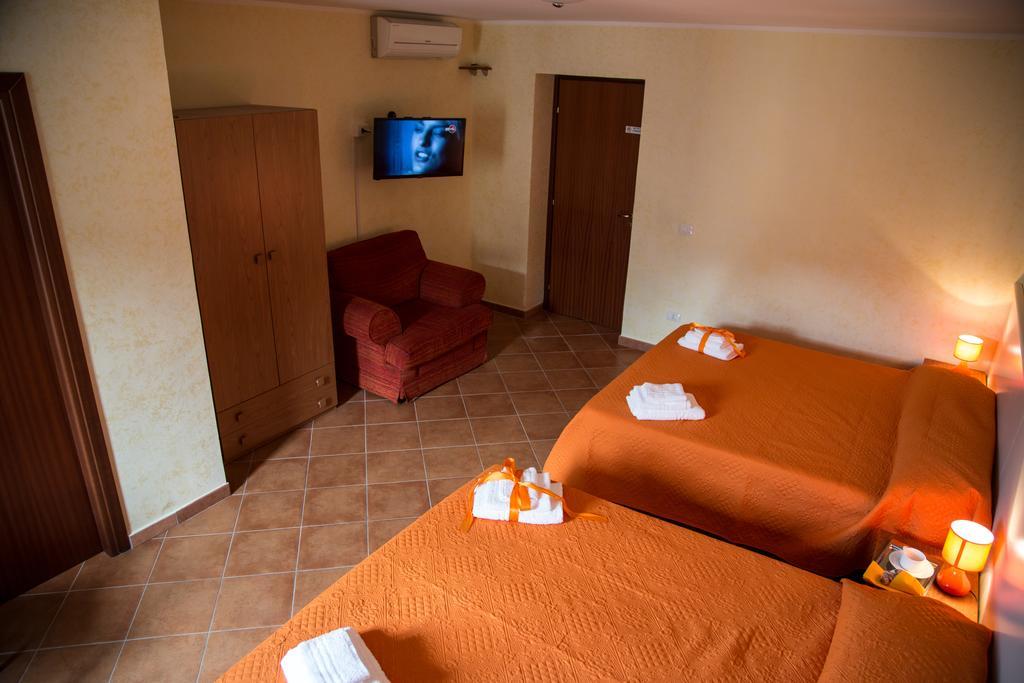 Le Stanze Del Re Hotel Lamezia Terme Phòng bức ảnh